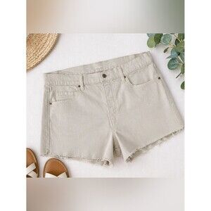 Old Navy Distressed Ultra High Wasted Shorts Size 16